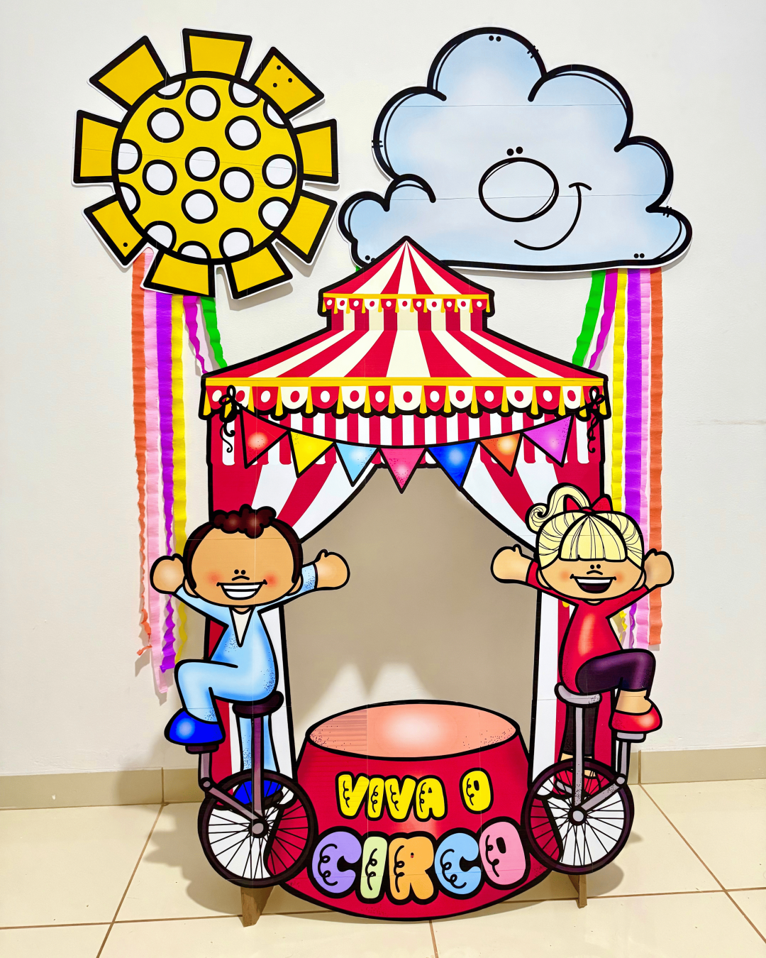 Moldura Foto Gigante Dia do Circo - Image 7