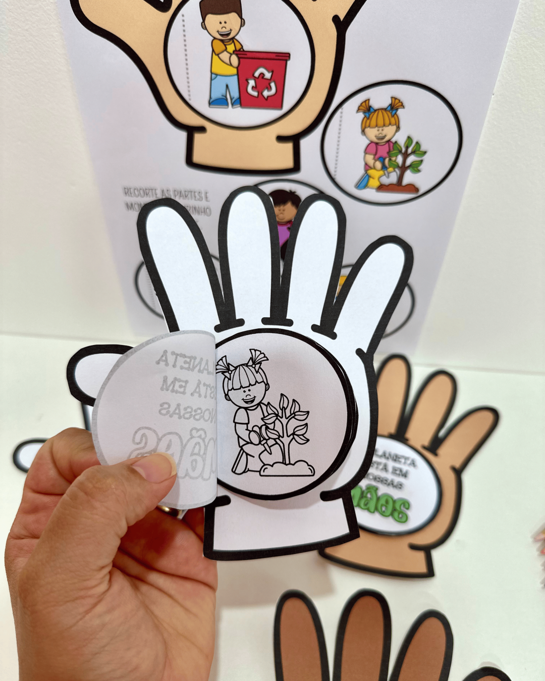 Livrinho "O Planeta Está em Nossas Mãos" - Image 6
