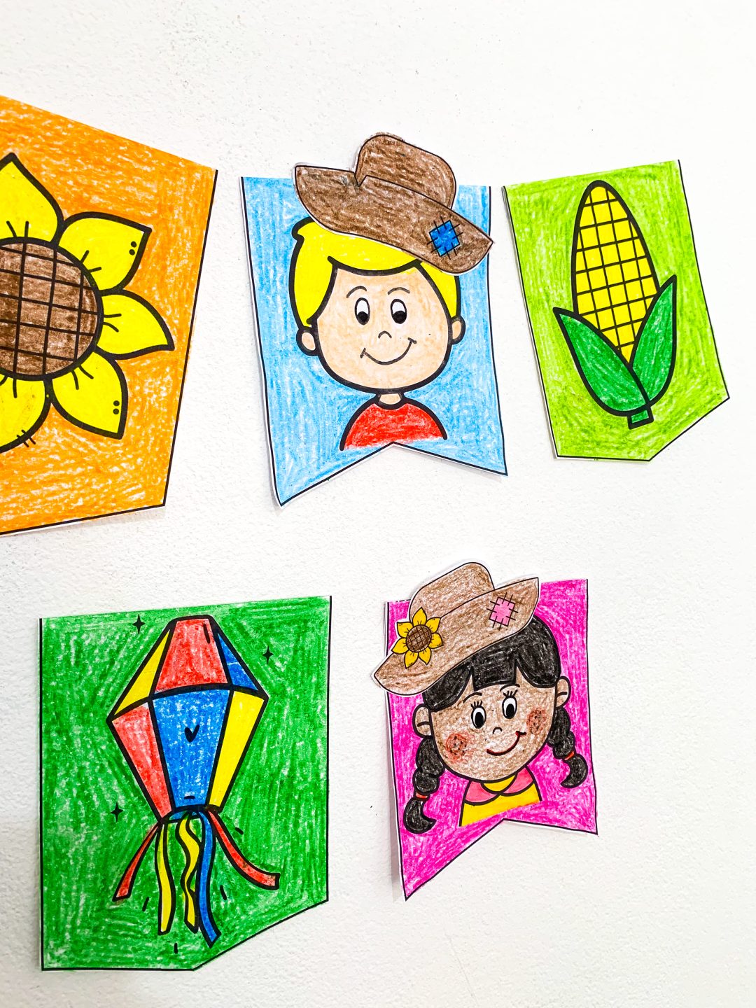 Bandeirinhas Para Colorir - Festa Junina - Imagem 5