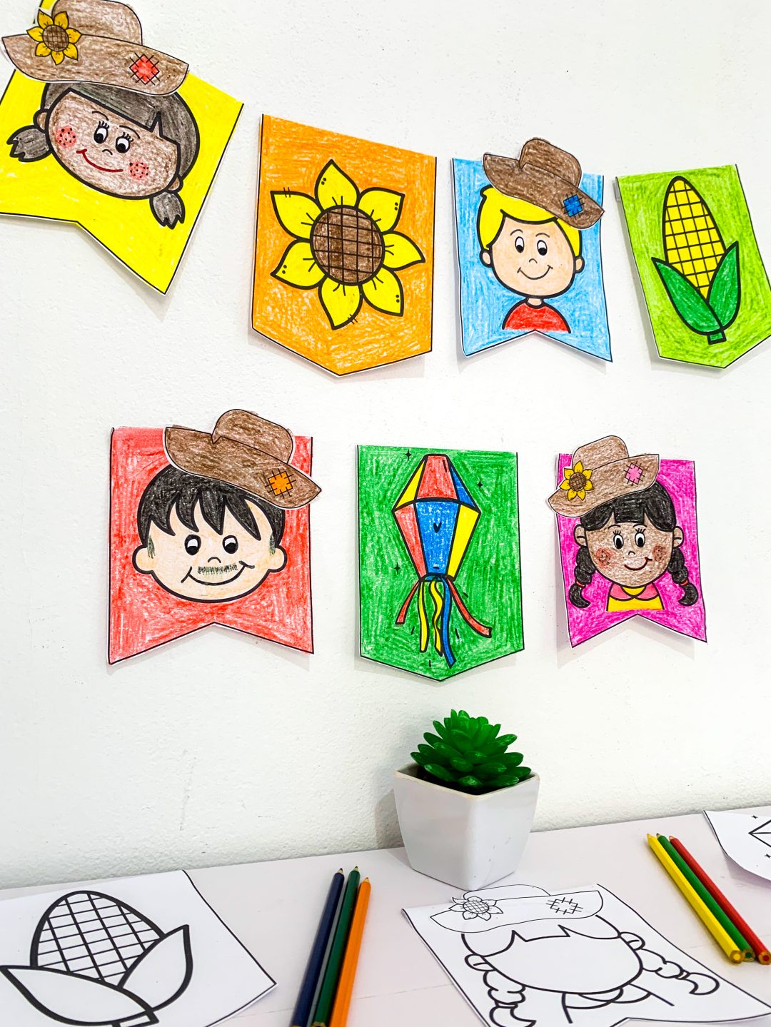 Bandeirinhas Para Colorir - Festa Junina - Imagem 12