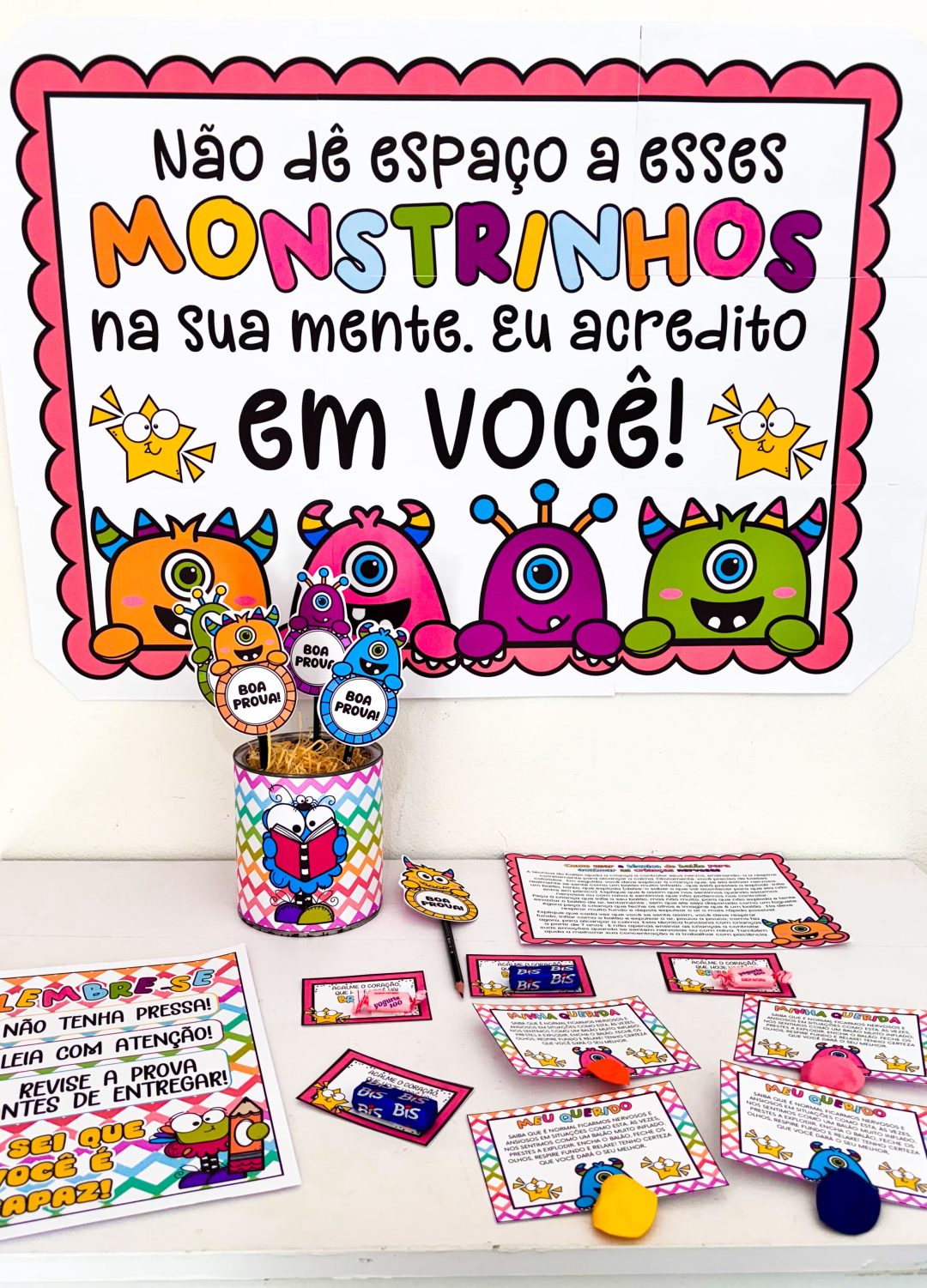 Semana de Provas - Monstrinhos